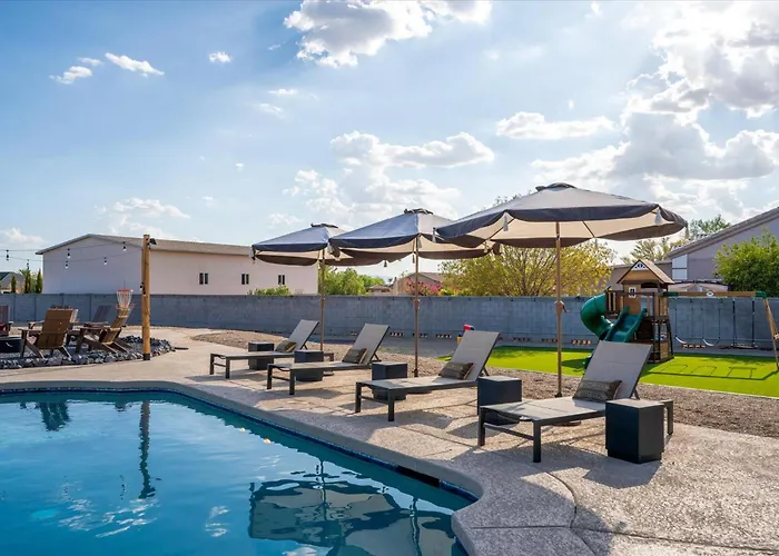 Holiday home Your Unique Desert Compound - Amenities Galore Peoria