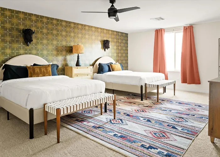 Your Unique Desert Compound - Amenities Galore *