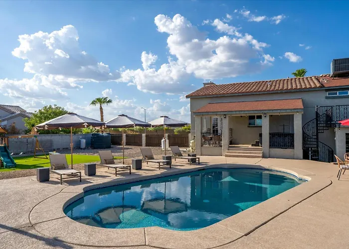 Holiday home Your Unique Desert Compound - Amenities Galore Peoria