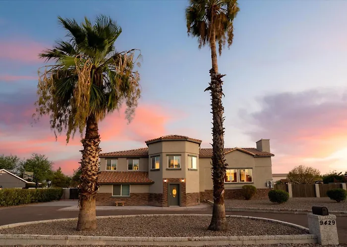 Your Unique Desert Compound - Amenities Galore